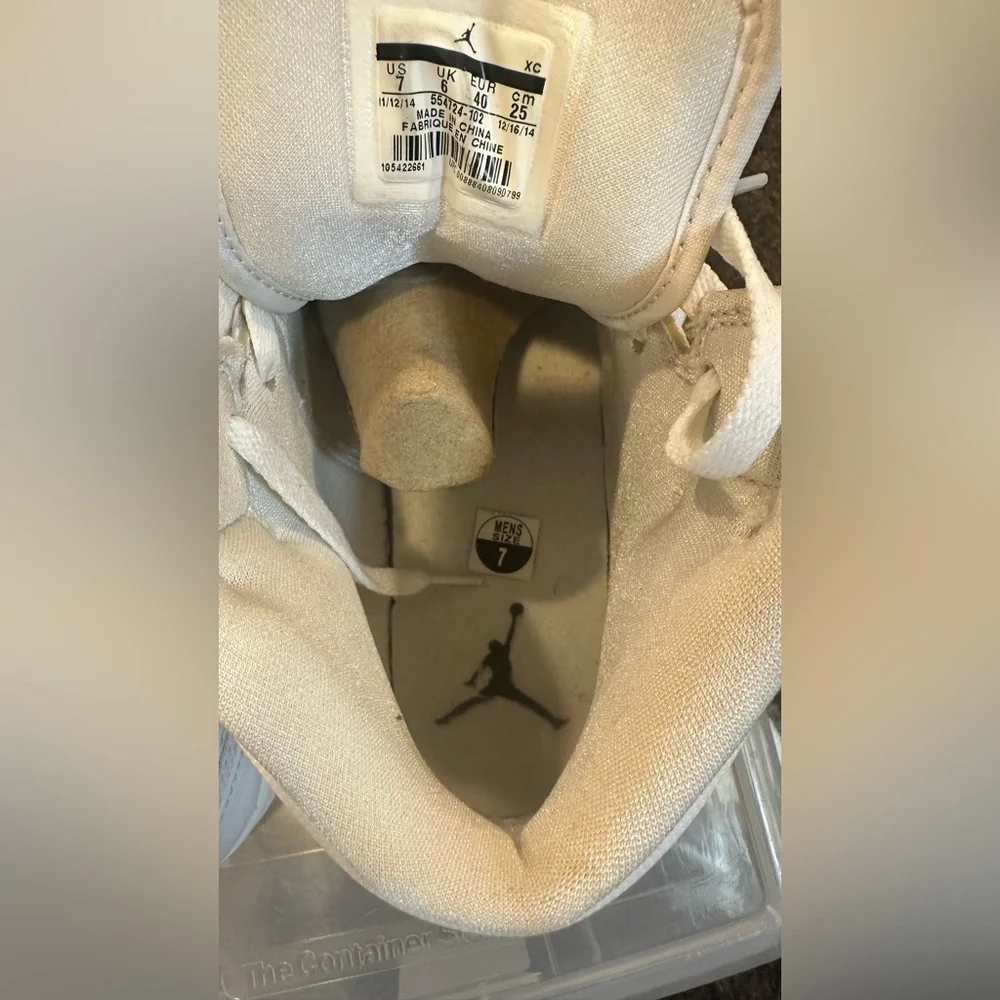 Jordan 1 Retro Mid